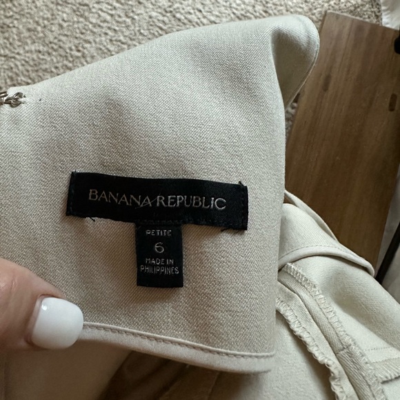 BANANA REPUBLIC PENCIL DRESS - Picture 4 of 4